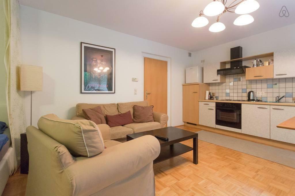Relaxing Terrace Apartment In Lively Area Вена Экстерьер фото